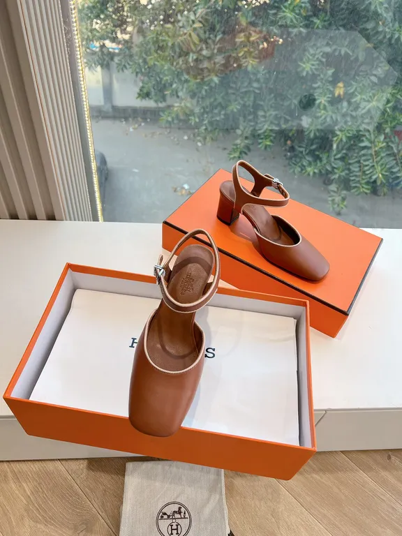 Hermes Shoe 